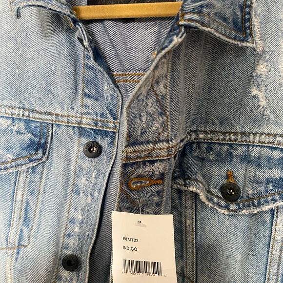 Jacket - Picture 3 of 3